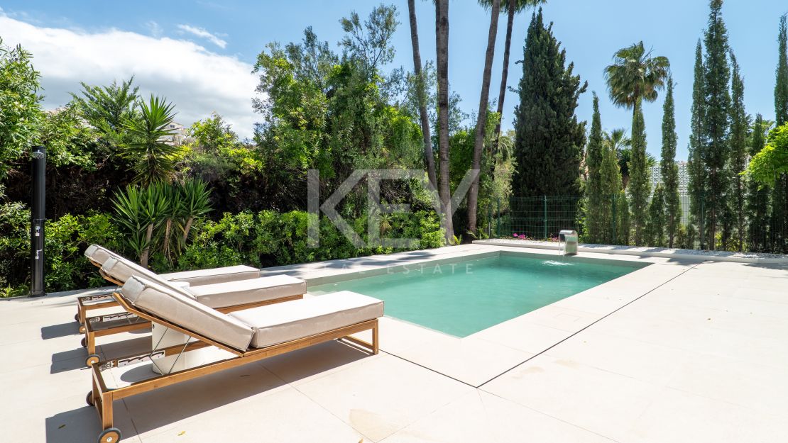 Luxurious villa for sale in Nueva Andalucia, Marbella