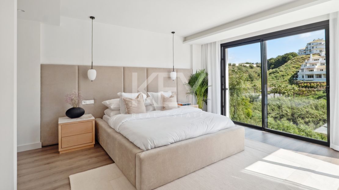 Luxurious villa for sale in Nueva Andalucia, Marbella