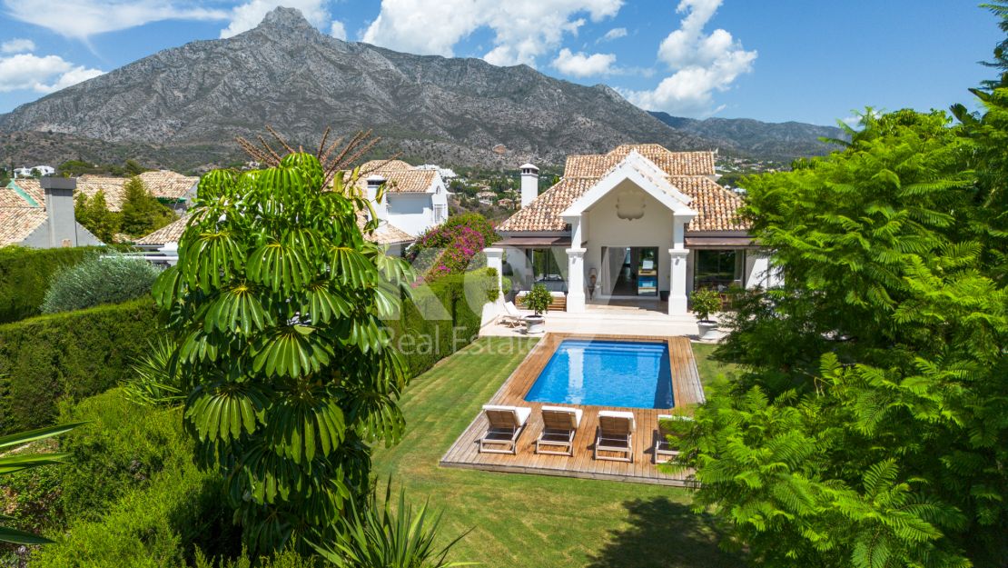  Villa totalmente reformada en alquiler en Las Lomas de Marbella Club