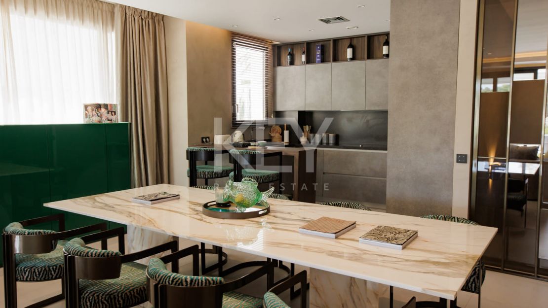 Потрясающий дуплекс в аренду в Марбелье