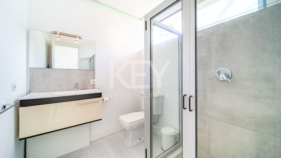 Spacious and comfortable villa for long-term rent in Nagueles, Golden Mile, Marbella