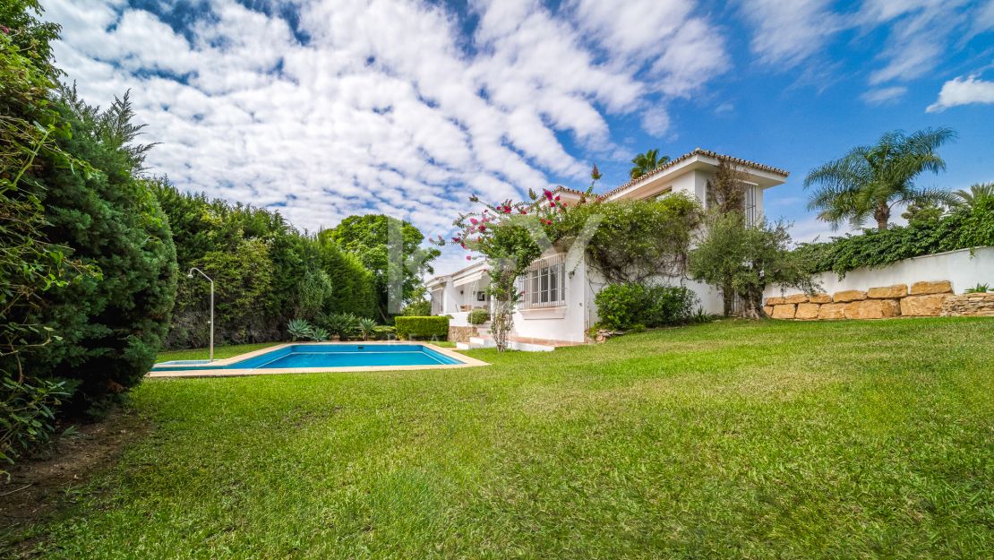 Spacious and comfortable villa for long-term rent in Nagueles, Golden Mile, Marbella