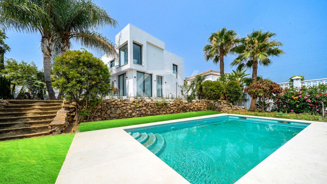 Totally refurbished, contemporary villa for sale in Nueva Andalucia, Marbella
