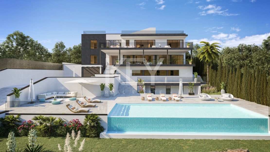 Elegant villa under construction is for sale in an exclusive area in Sotogrande 