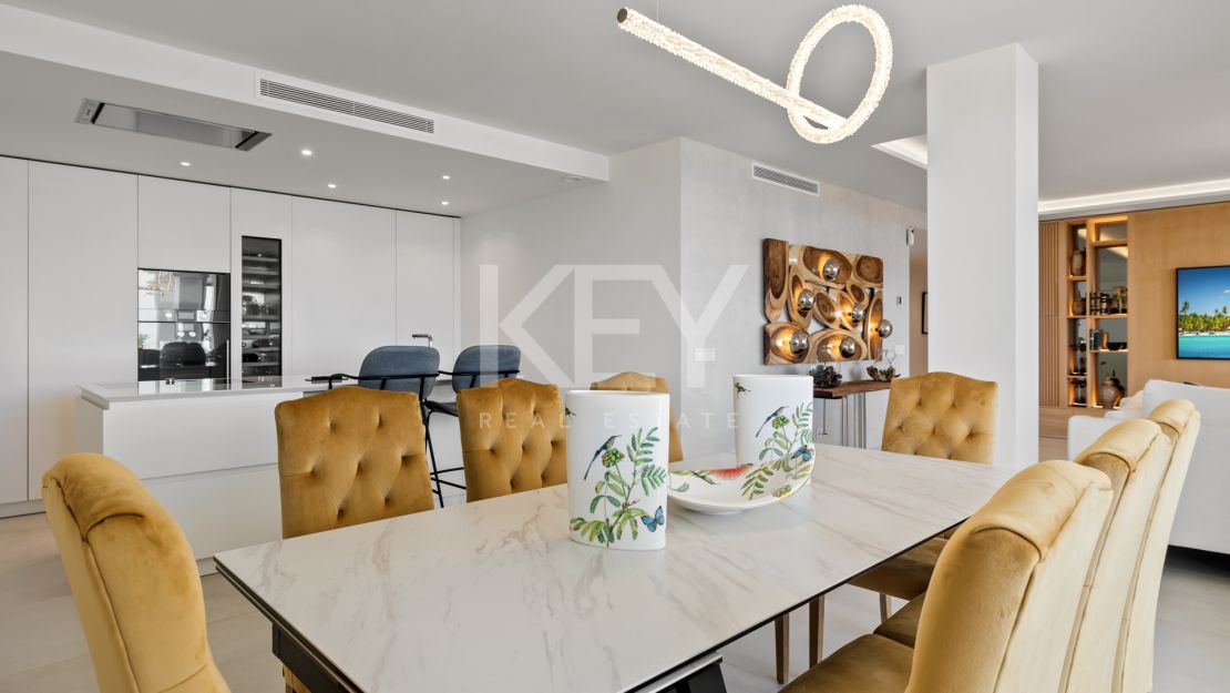 Потрясающая квартира с 7 спальнями и потрясающим видом на Средиземное море на продажу в Новой Андалусии, Марбелья