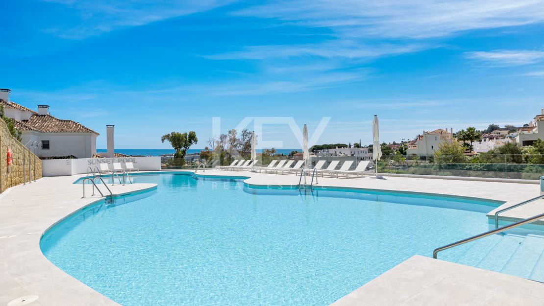 Потрясающая квартира с 7 спальнями и потрясающим видом на Средиземное море на продажу в Новой Андалусии, Марбелья