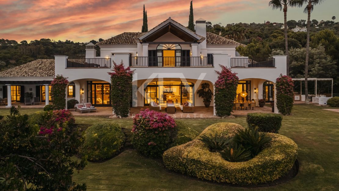 An idyllic 6 bedroom villa for sale in one of the top luxury areas La Zagaleta, Benahavis
