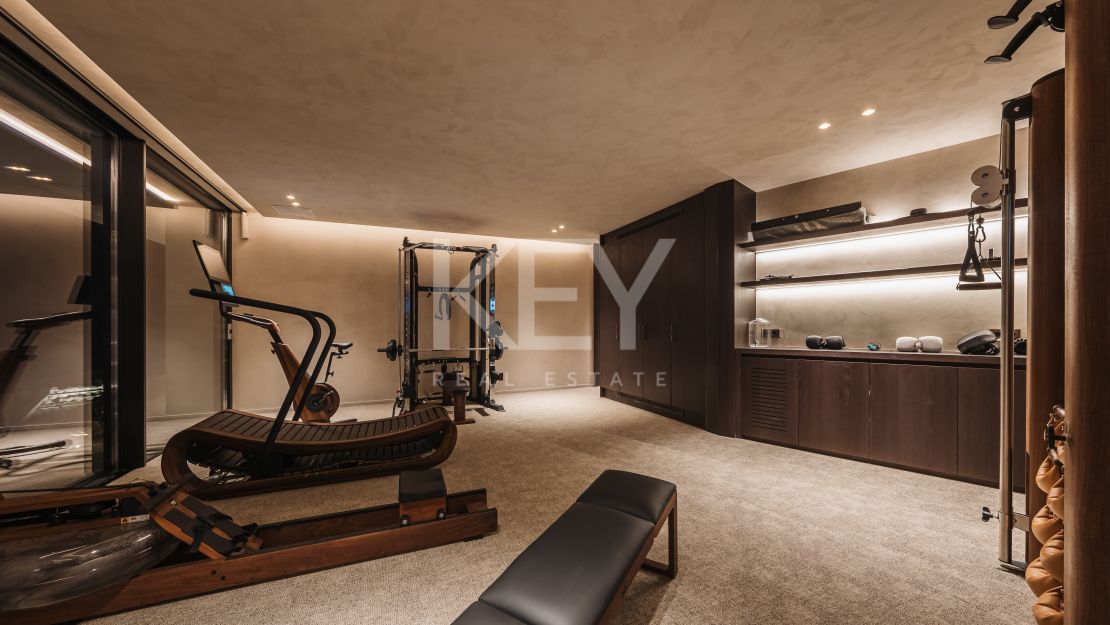 One-of-a-kind luxurious villa with panoramic sea views in Monte Mayor, Benahavis