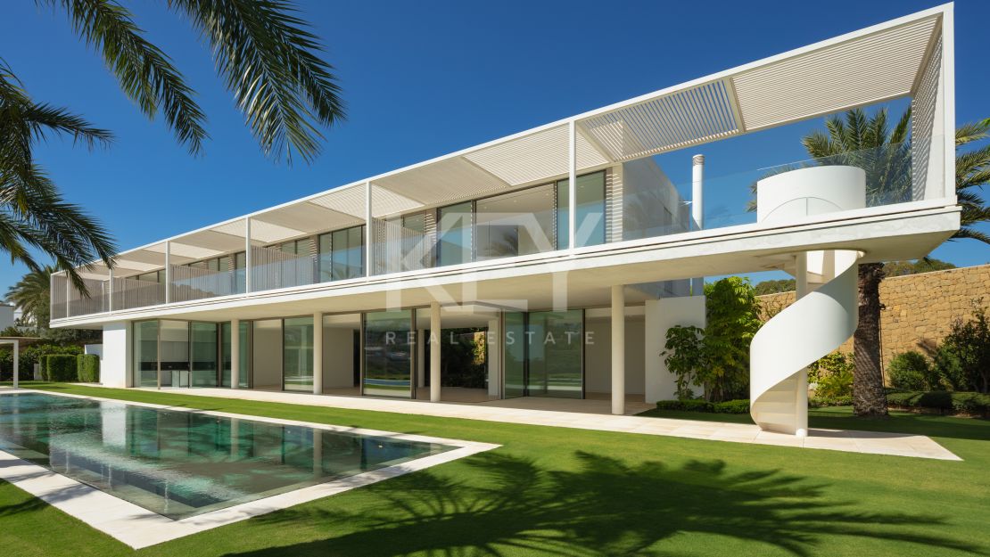 Exquisite and modern new golfside villa for sale in Casares