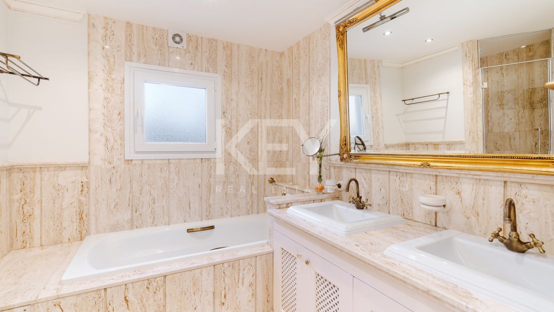 Family home for long term stay in Las Chapas, East Marbella