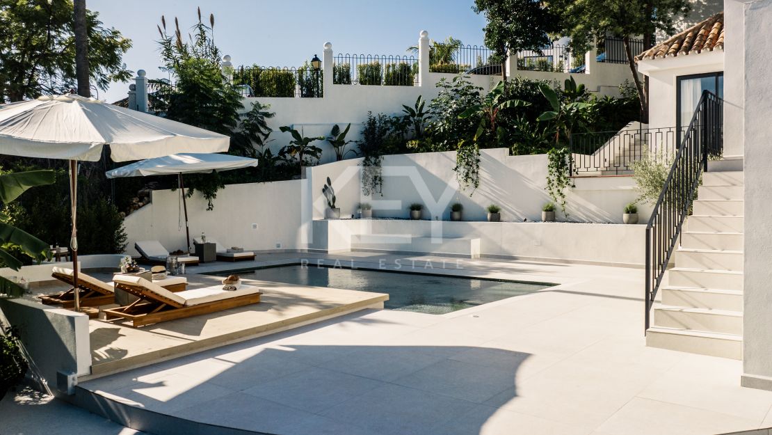 Renovated Villa for Sale in a Gated community, Nueva Andalucia, Marbella