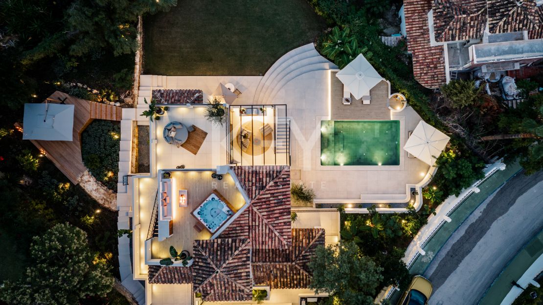 Renovated Villa for Sale in a Gated community, Nueva Andalucia, Marbella