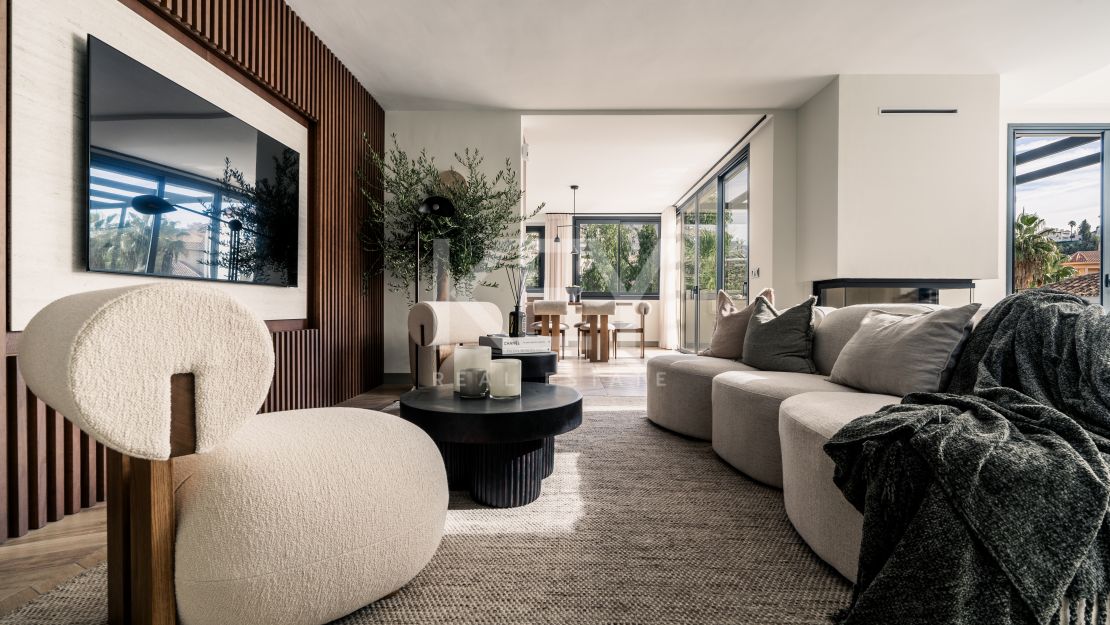 Renovated Villa for Sale in a Gated community, Nueva Andalucia, Marbella