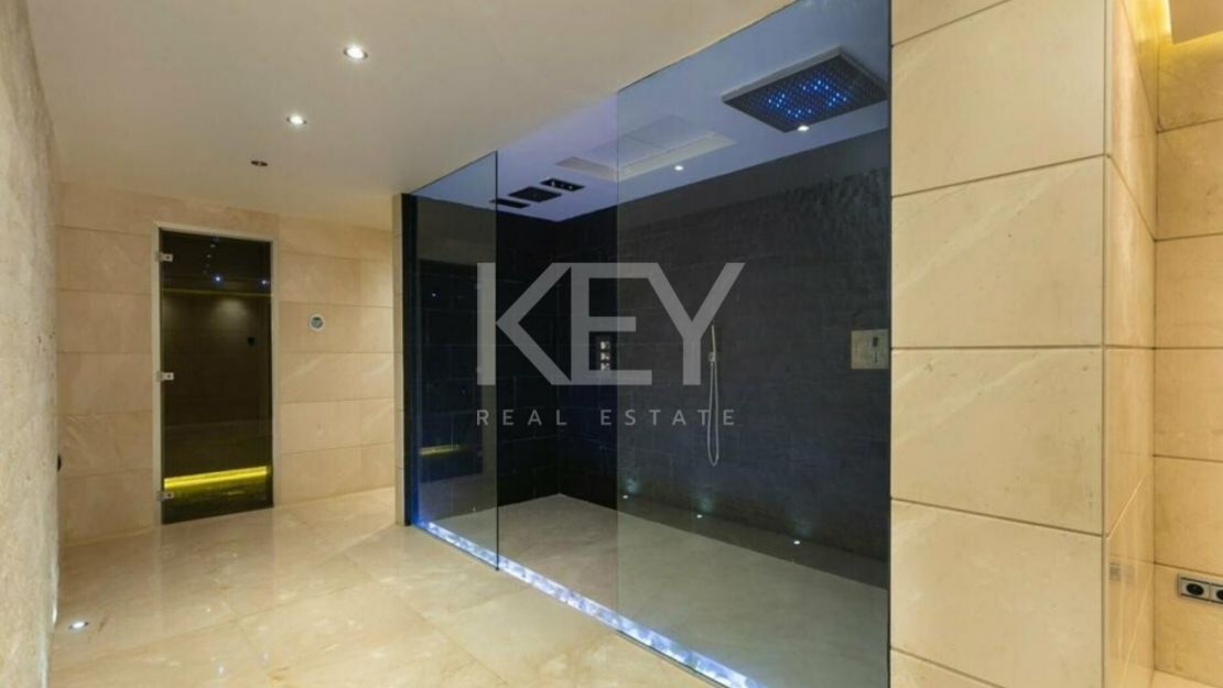 Великолепный особняк на продажу в Ла Загалета: элегантность, уединение и захватывающие дух виды