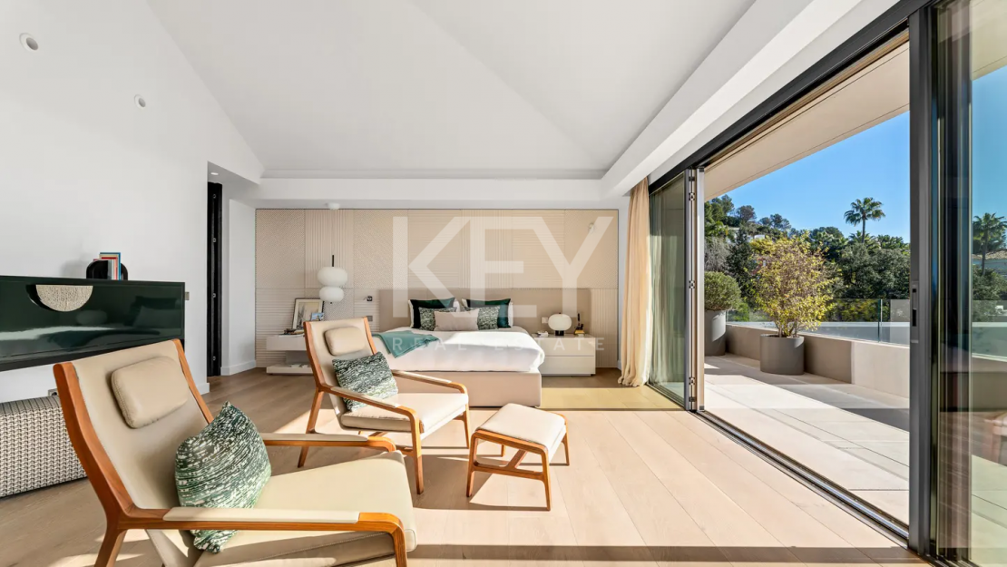 Уникальный роскошный современный дом на продажу в исключительном районе Каскада-де-Камохан, Золотая Миля, Марбея