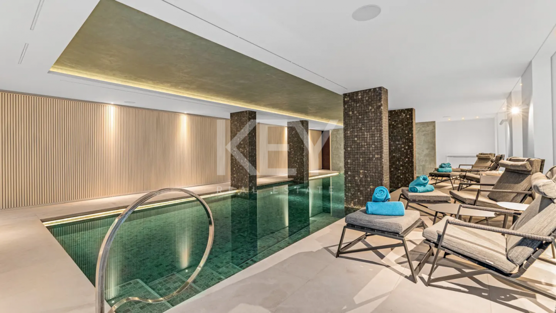 Уникальный роскошный современный дом на продажу в исключительном районе Каскада-де-Камохан, Золотая Миля, Марбея