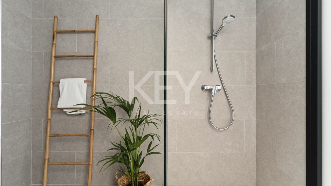 Современная вилла с 6 спальнями на продажу в La Resina Golf, Эстепона