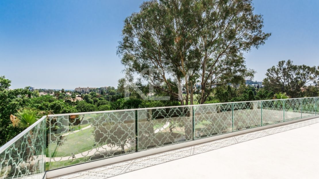 Luxurious, frontline golf villa with La Concha views for sale in Nueva Andalucia, Marbella