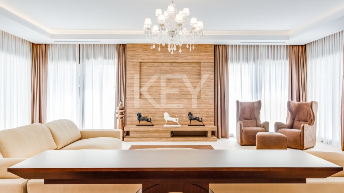 Luxurious, frontline golf villa with La Concha views for sale in Nueva Andalucia, Marbella