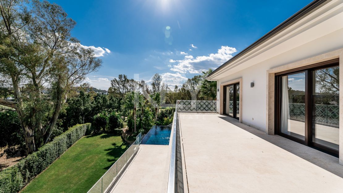 Luxurious, frontline golf villa with La Concha views for sale in Nueva Andalucia, Marbella