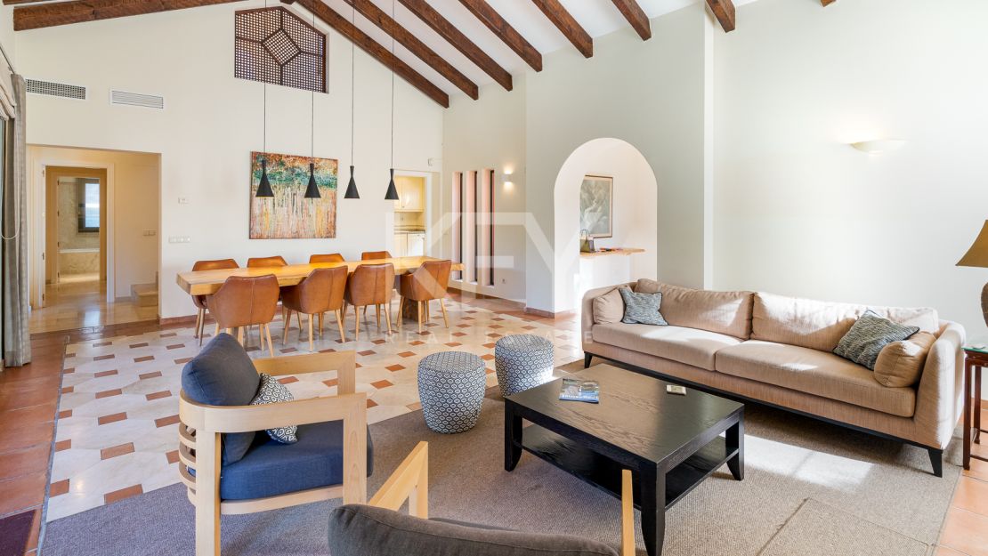 Семейная вилла в Аталая Гольф, Восточная Эстепона