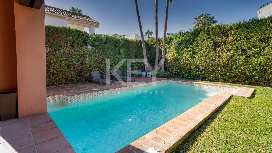 Семейная вилла в Аталая Гольф, Восточная Эстепона