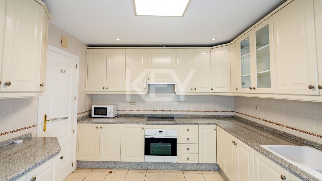 Семейная вилла в Аталая Гольф, Восточная Эстепона