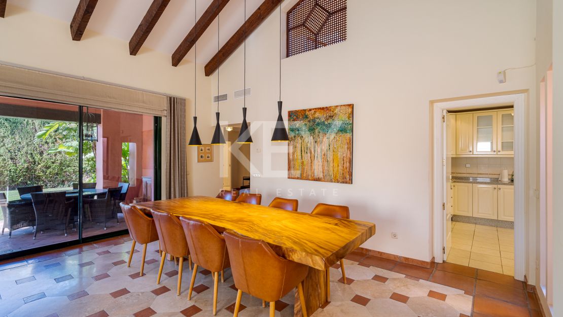 Семейная вилла в Аталая Гольф, Восточная Эстепона