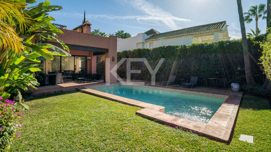 Семейная вилла в Аталая Гольф, Восточная Эстепона