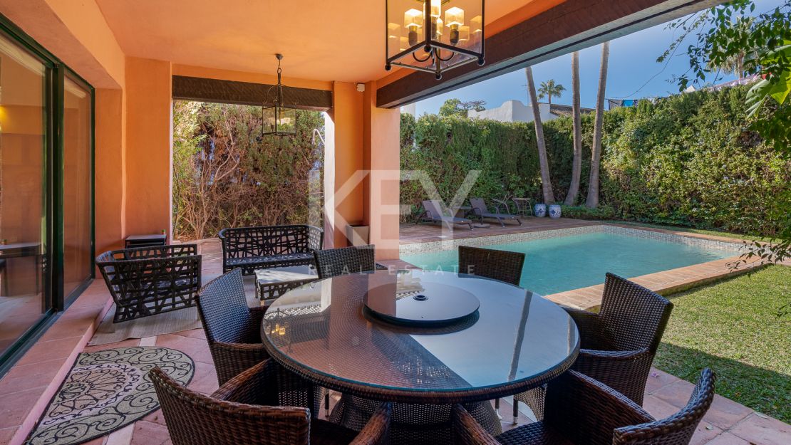 Семейная вилла в Аталая Гольф, Восточная Эстепона