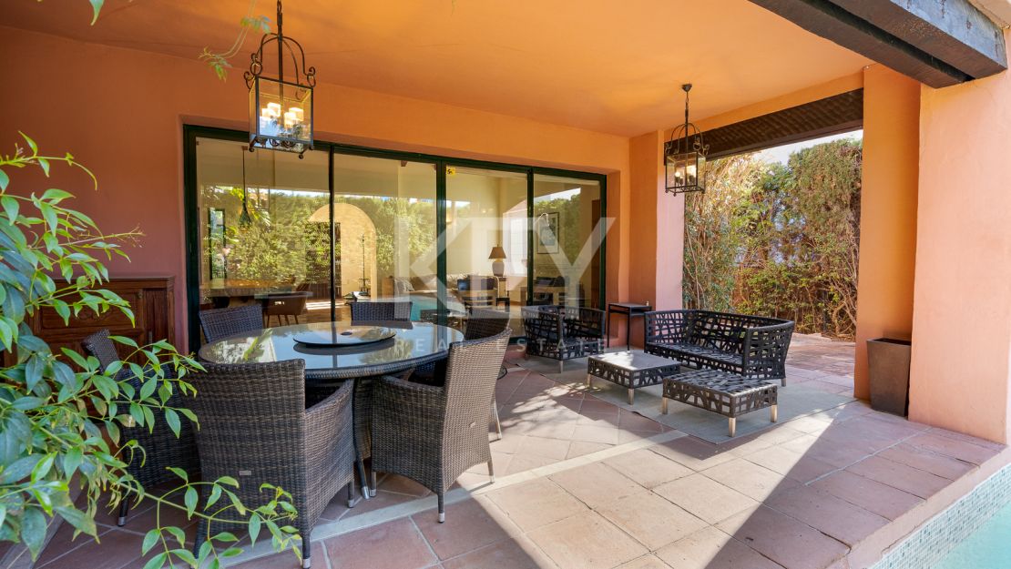 Семейная вилла в Аталая Гольф, Восточная Эстепона