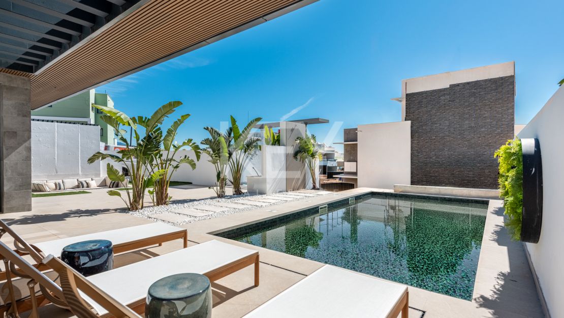 Unique collection of luxury villas for sale in a gated community in Cala de Mijas