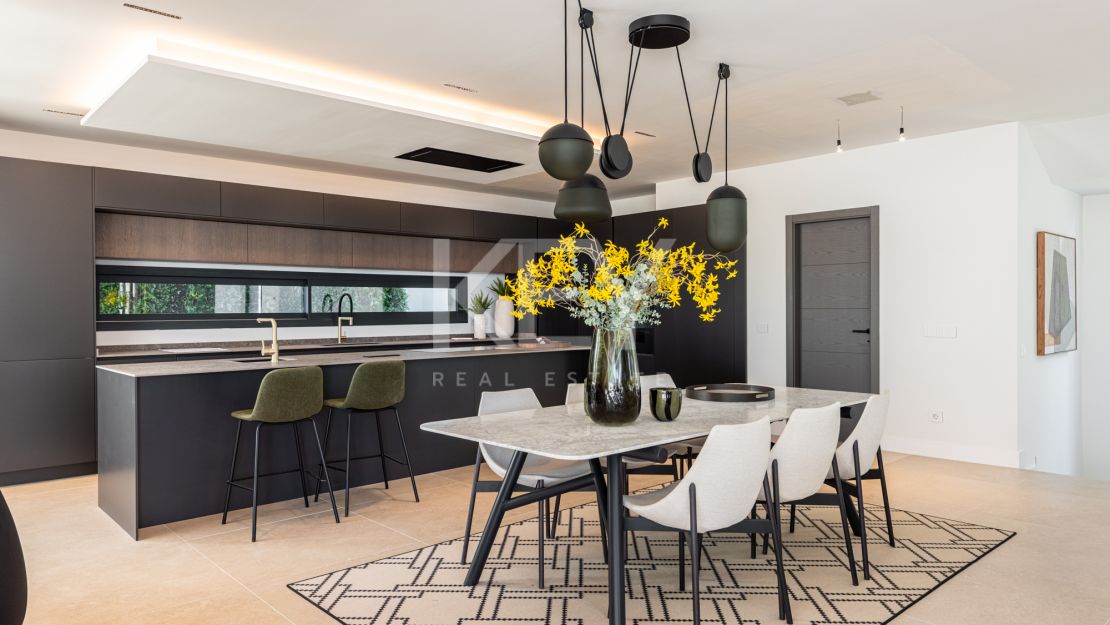 Unique collection of luxury villas for sale in a gated community in Cala de Mijas