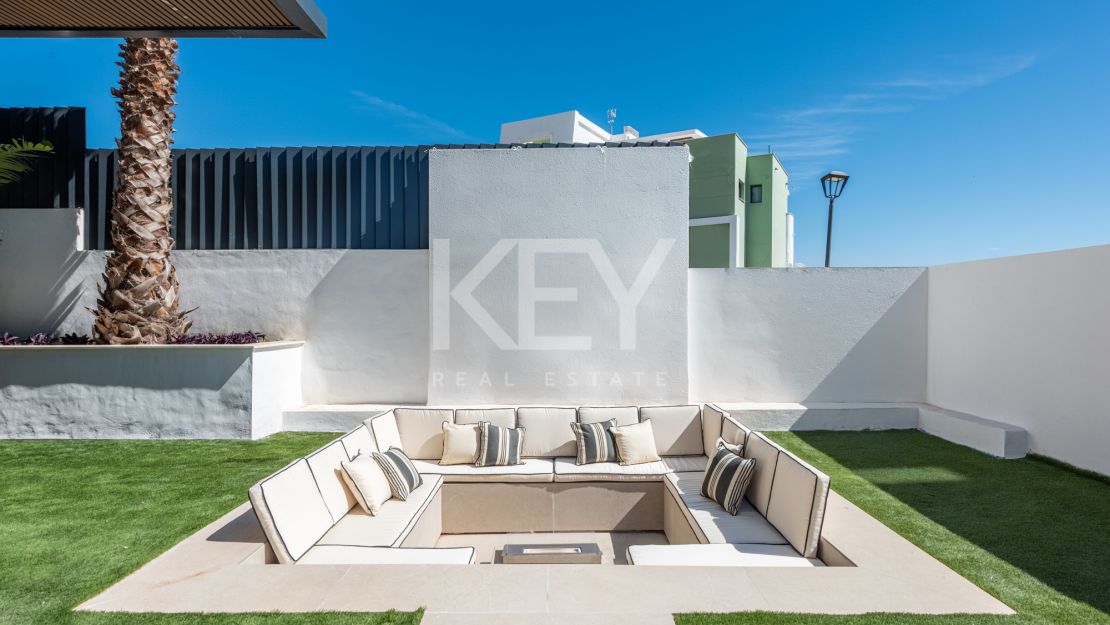 Unique collection of luxury villas for sale in a gated community in Cala de Mijas