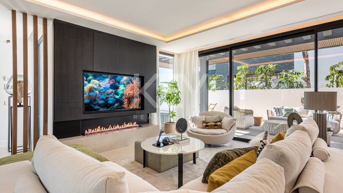 Unique collection of luxury villas for sale in a gated community in Cala de Mijas