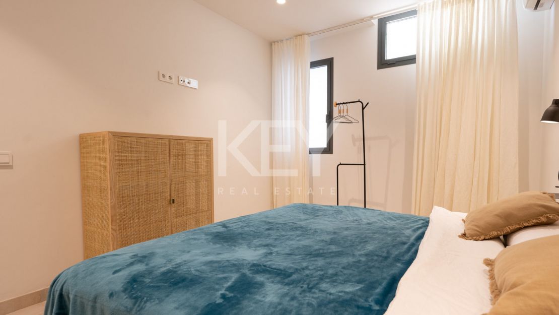 Charming villa for sale on the New Golden Mile, Estepona