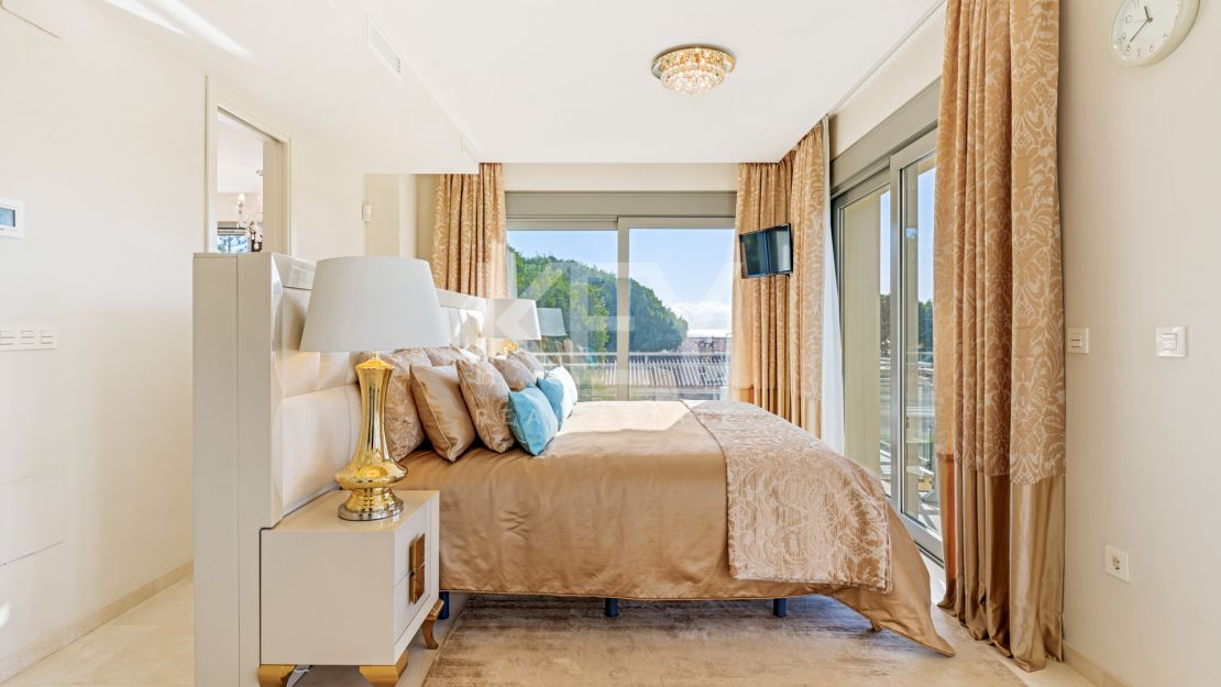 Stunning frontline beach villa for sale in Marbella East