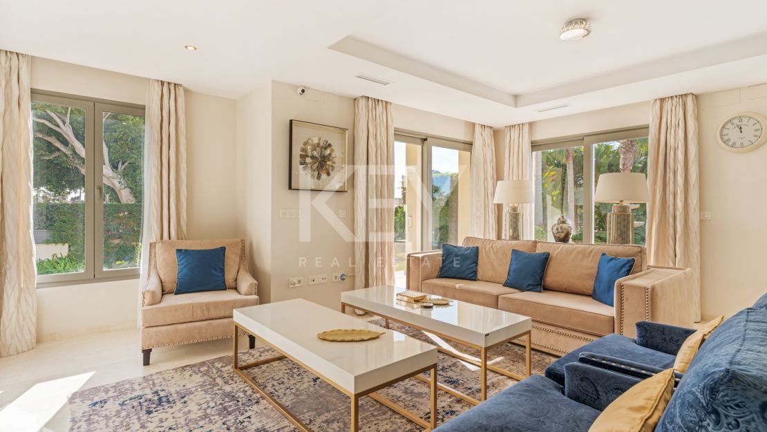 Stunning frontline beach villa for sale in Marbella East