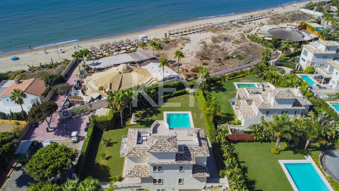 Stunning frontline beach villa for sale in Marbella East