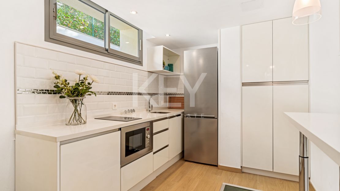 Stunning frontline beach villa for sale in Marbella East