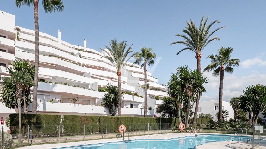 Encantador apartamento en venta en Nueva Andalucía, Marbella