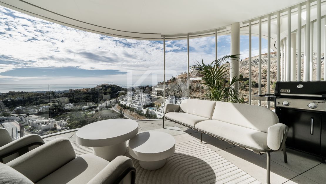 Apartamento moderno en venta cerca del glamuroso Puerto Banús, Marbella