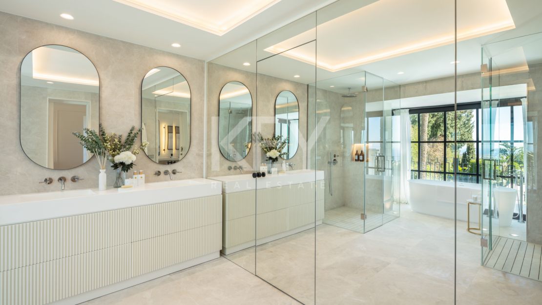 Gorgeous villa in the best location in Sierra Blanca, Marbella