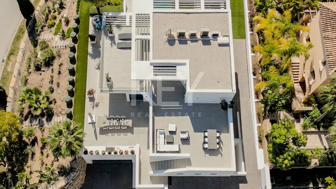 Фантастическая вилла на продажу в Лос Фламингос, Бенаавис