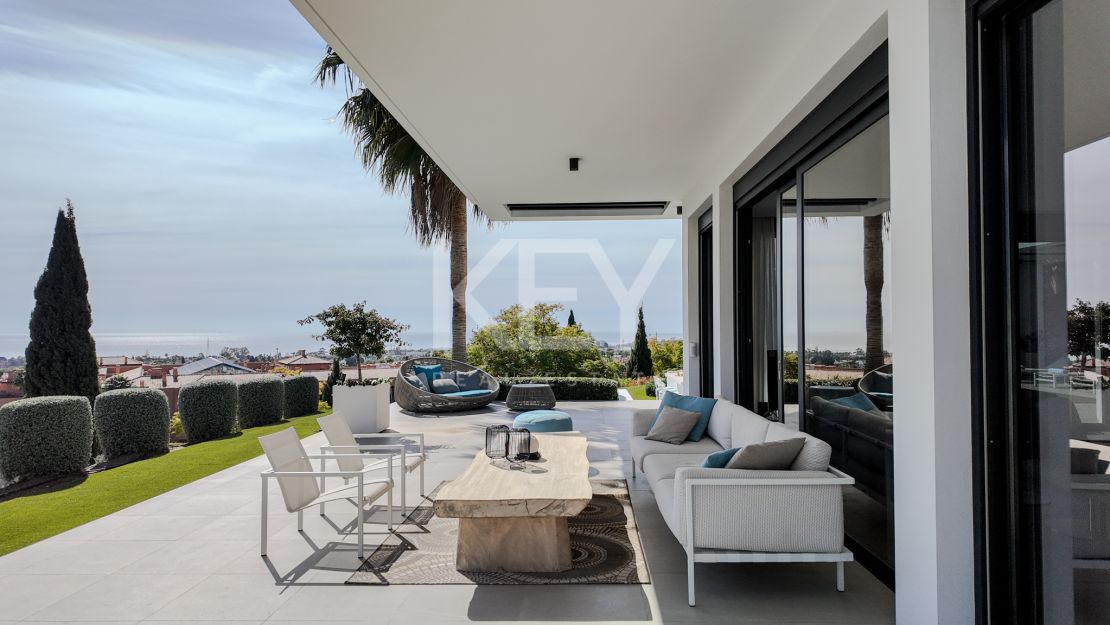 Фантастическая вилла на продажу в Лос Фламингос, Бенаавис