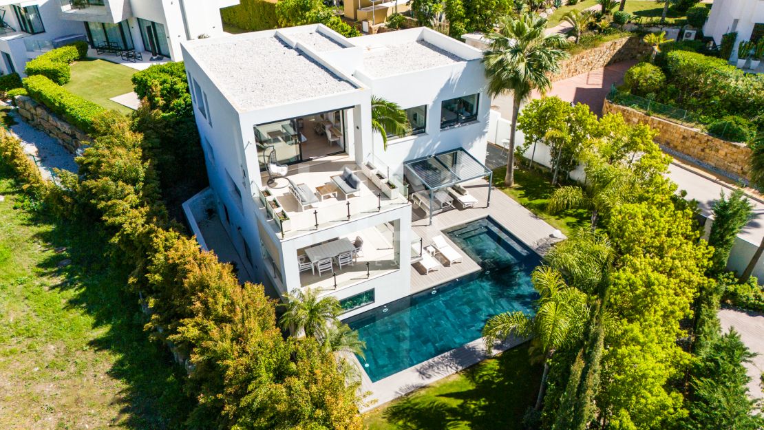 Роскошная вилла в Мирадоре дель Параисо, Бенахавис, Малага