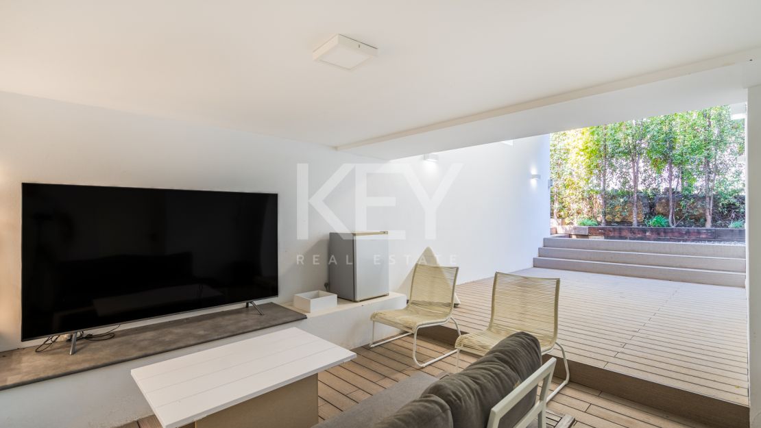 Роскошная вилла в Мирадоре дель Параисо, Бенахавис, Малага