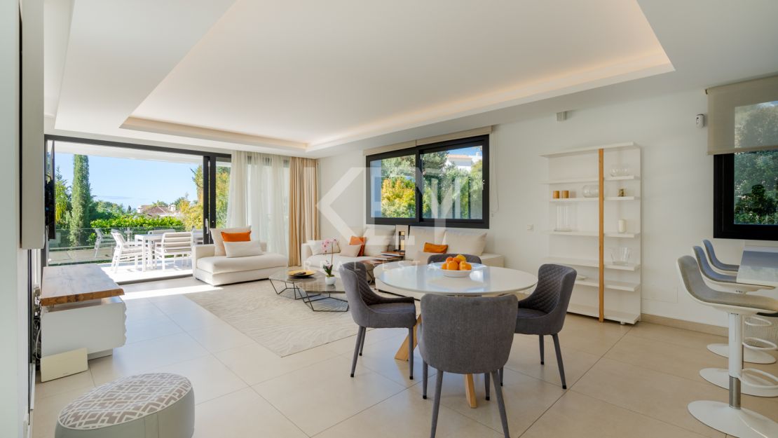 Роскошная вилла в Мирадоре дель Параисо, Бенахавис, Малага