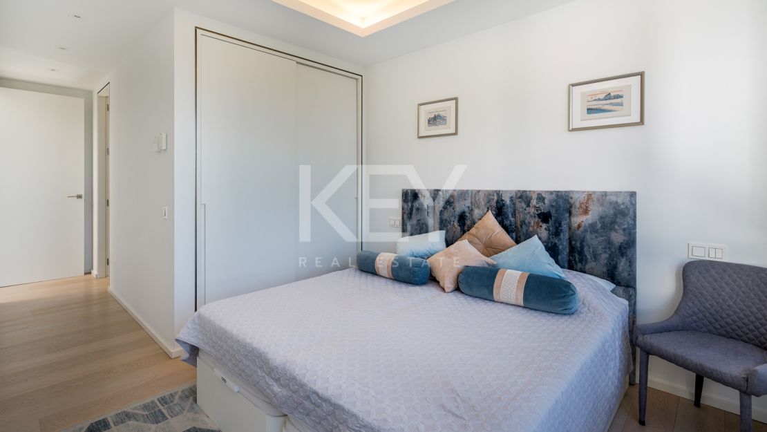 Роскошная вилла в Мирадоре дель Параисо, Бенахавис, Малага