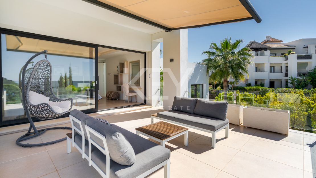 Роскошная вилла в Мирадоре дель Параисо, Бенахавис, Малага